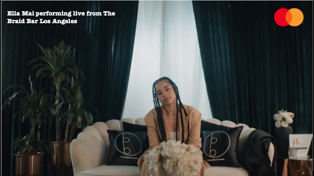 Ella Mai Performs 'Naked' and 'Shot Clock' live in LA 13/03/2021