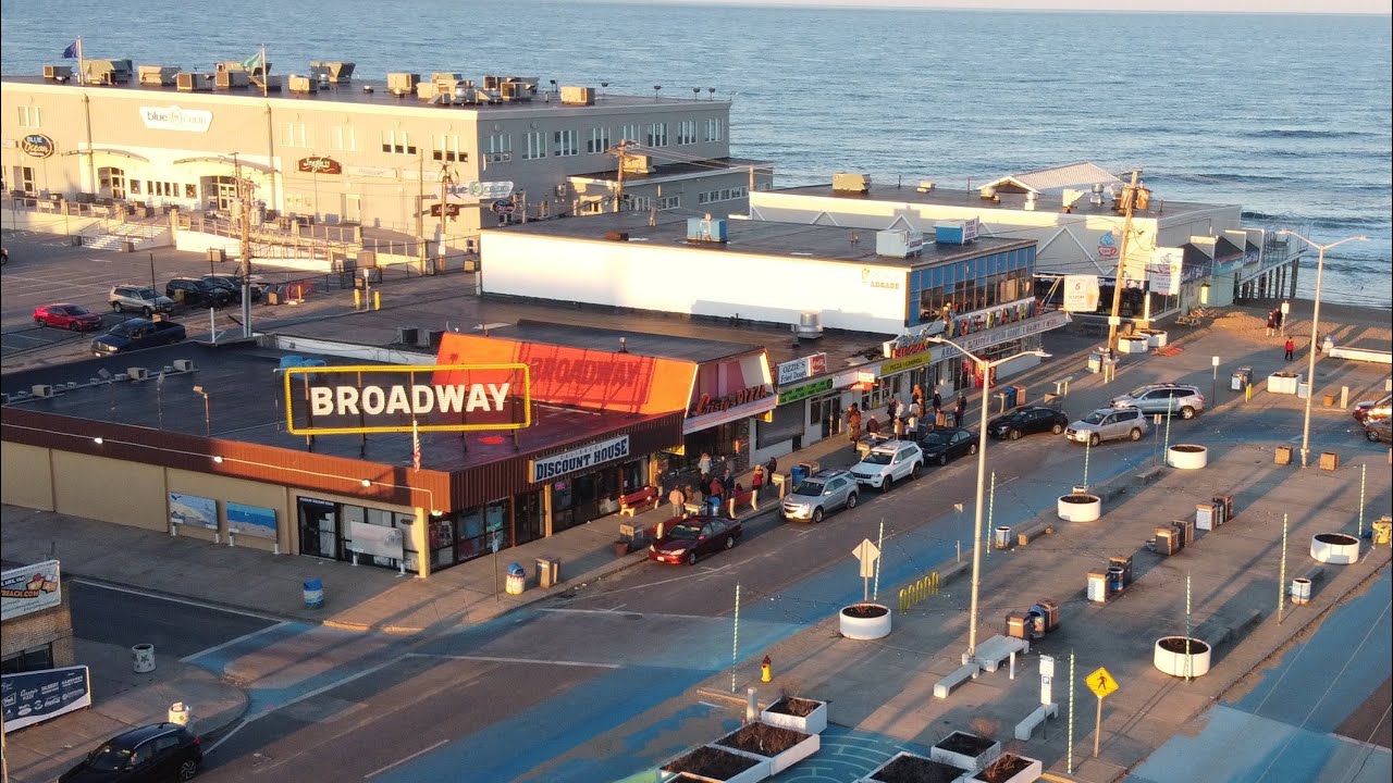 Broadway in Salisbury Beach