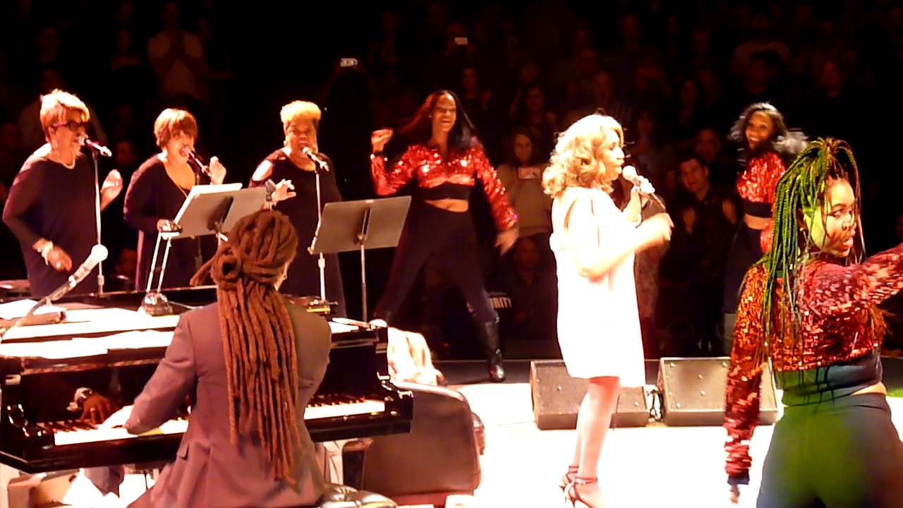 ARETHA FRANKLIN - Chain of Fools - LIVE @ THEATRE AT WESTBURY NYC 13.5.2017