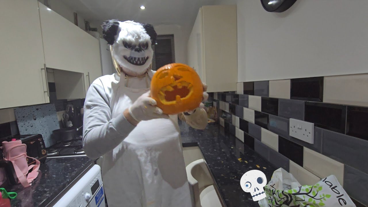 Halloween Pumpkin Carving 2024