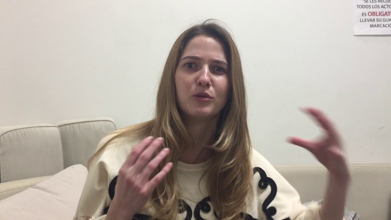 Una entretenida entrevista a Carolina Cano