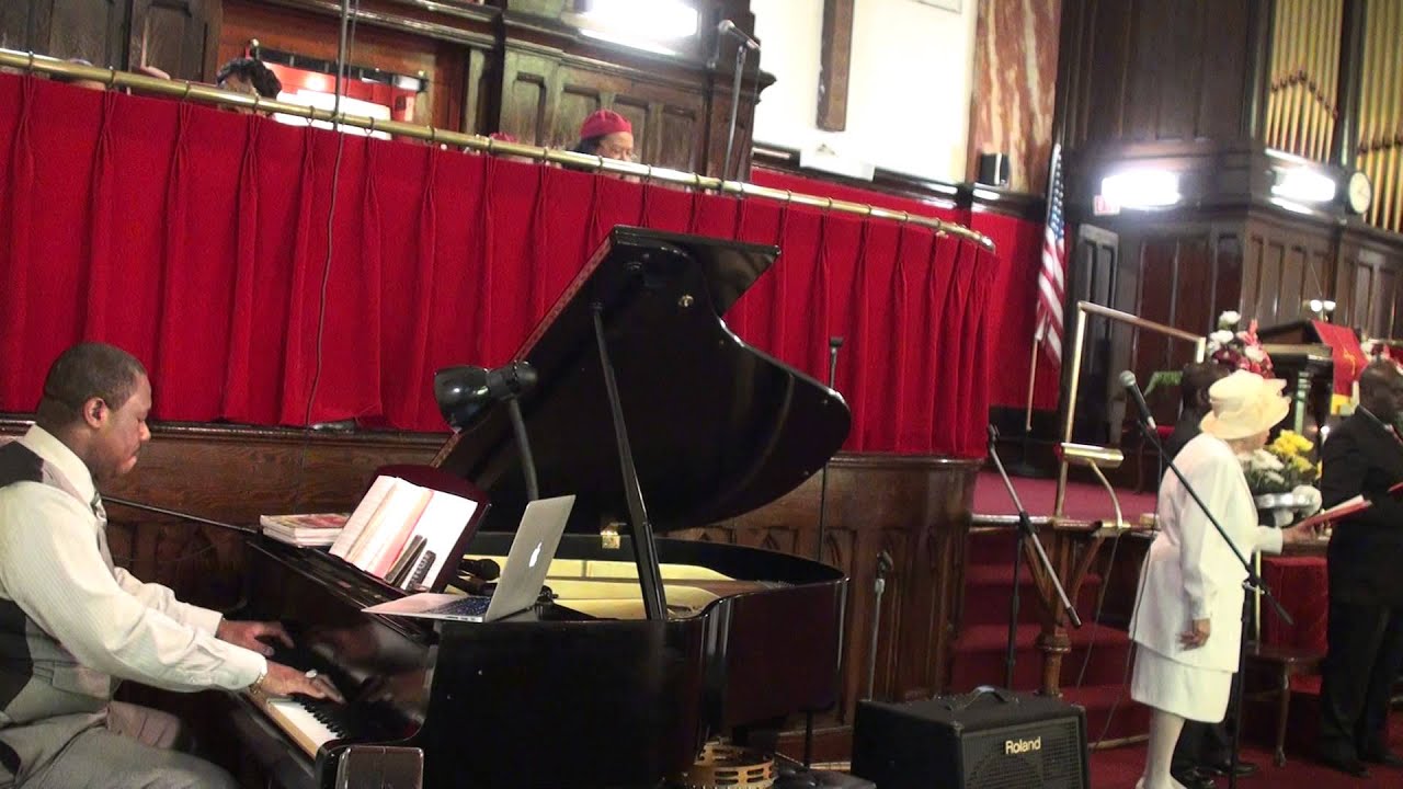 Chris Fleischer, Piano- According To Thy Gracious Word(Tune: Martyrdom)