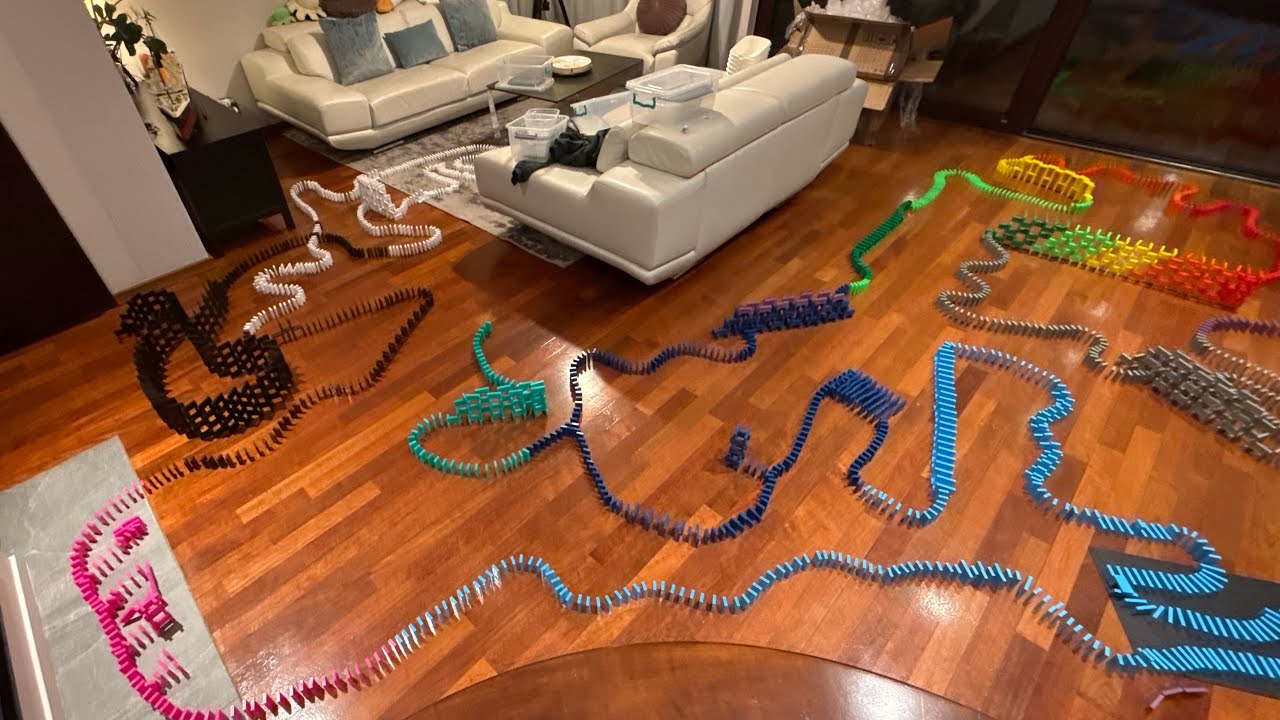 4000 dominoes!!! 