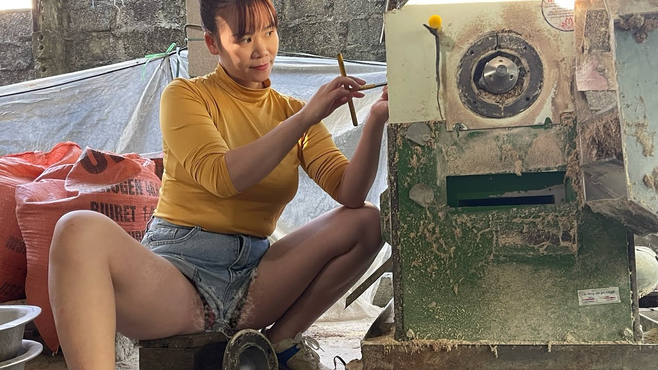 Talented girl: restore and repair wheat milling machine