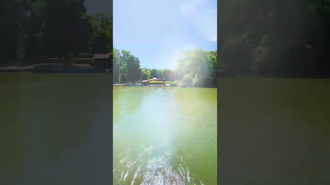 Across the pond | Le Chalet Robinson | 