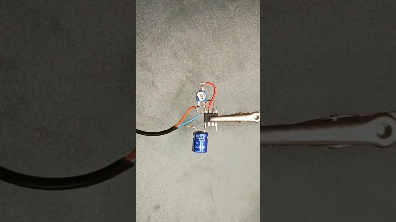 DIY AUDIO AMPLIFIER USING IC LM386