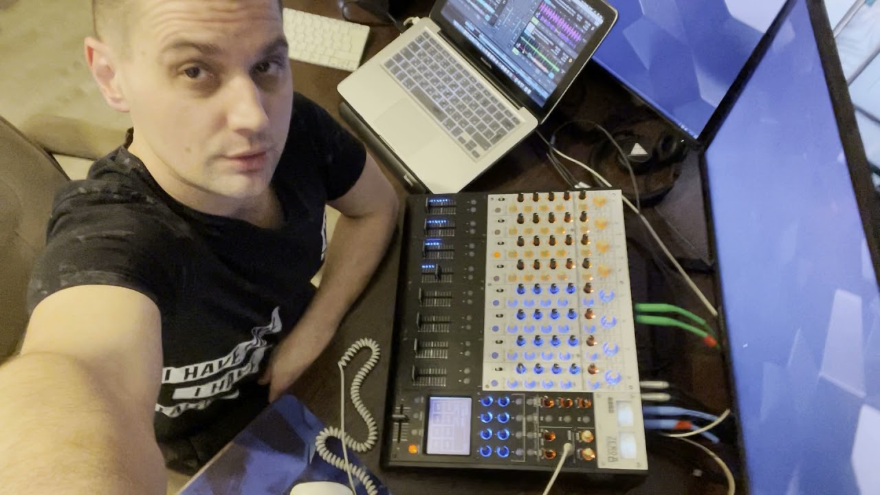 Korg Zero8 обзор