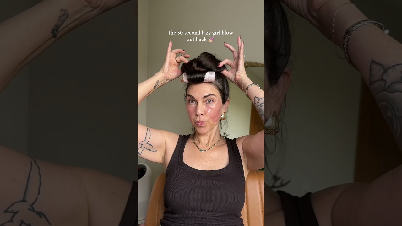 cheating the system with this blowout hack💅🏼#hairhack #easyblowout #hairtutorial