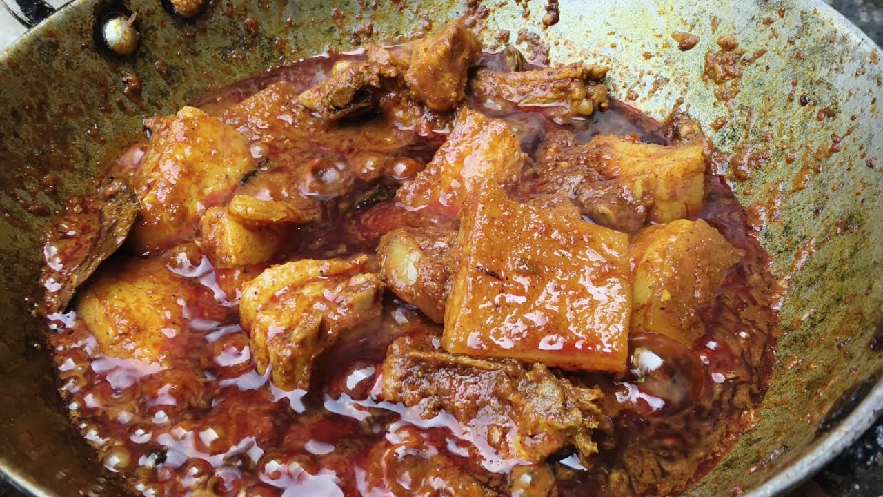 Pork recipe #meet #food सुवर का मांस खाने में बहुत अच्छा लगता हैं 