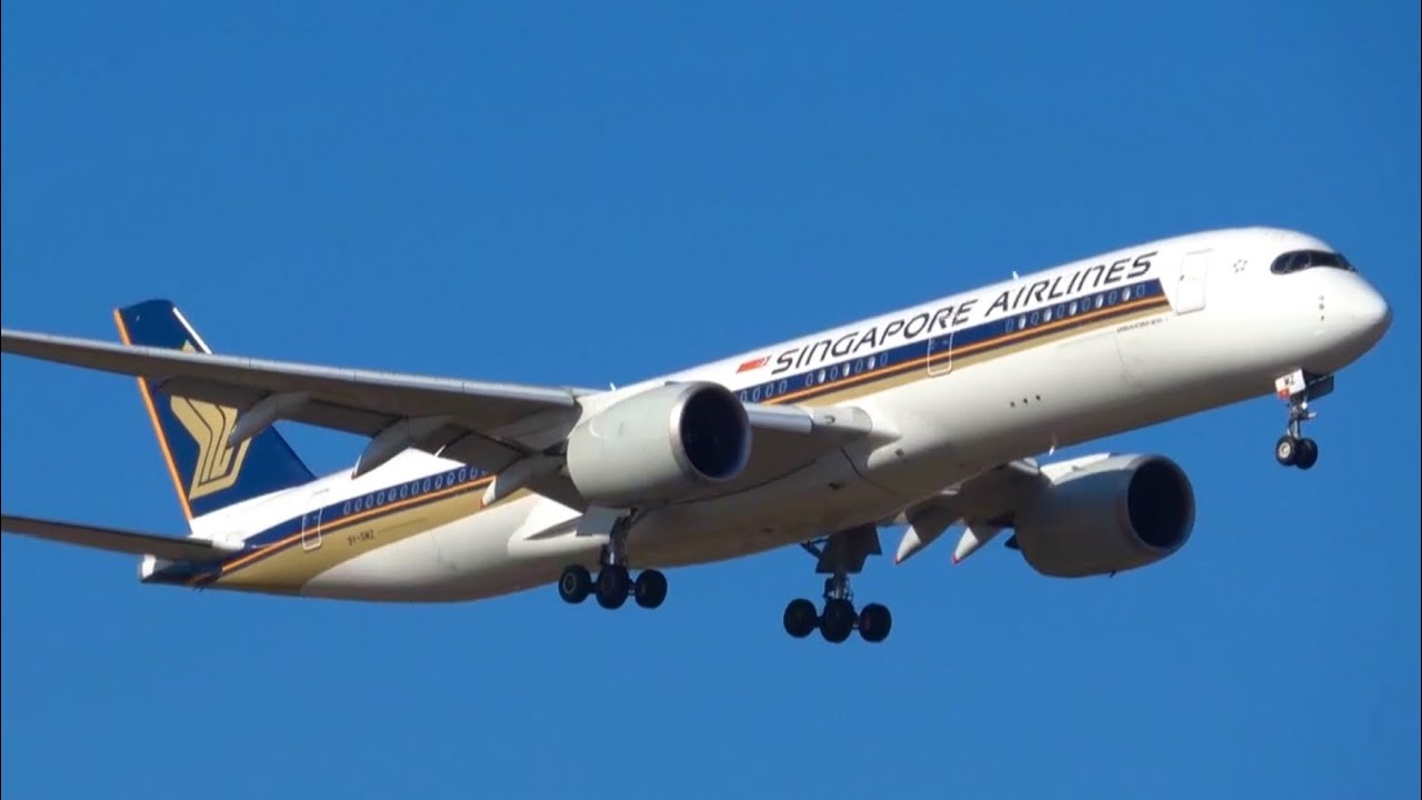 10 Evening Landings | Melbourne Airport Plane Spotting | 25/01/2026 [4K]