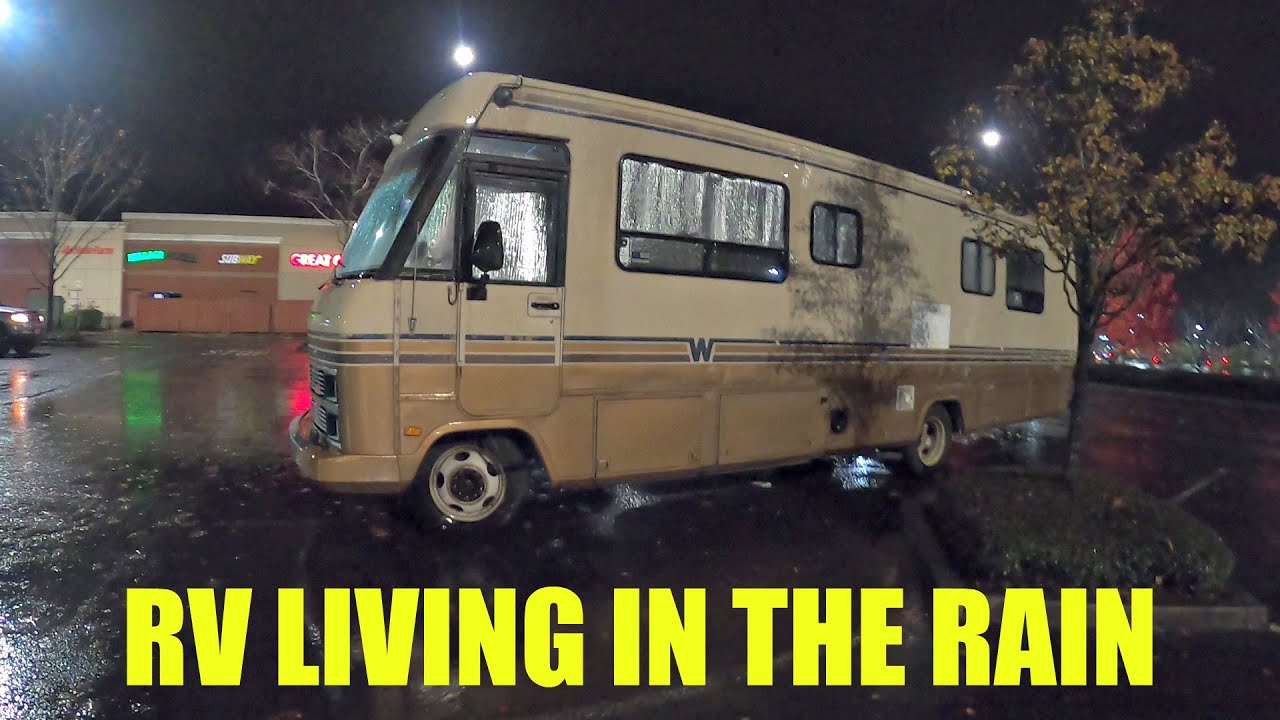 Boondocking In The Rain || RV Living