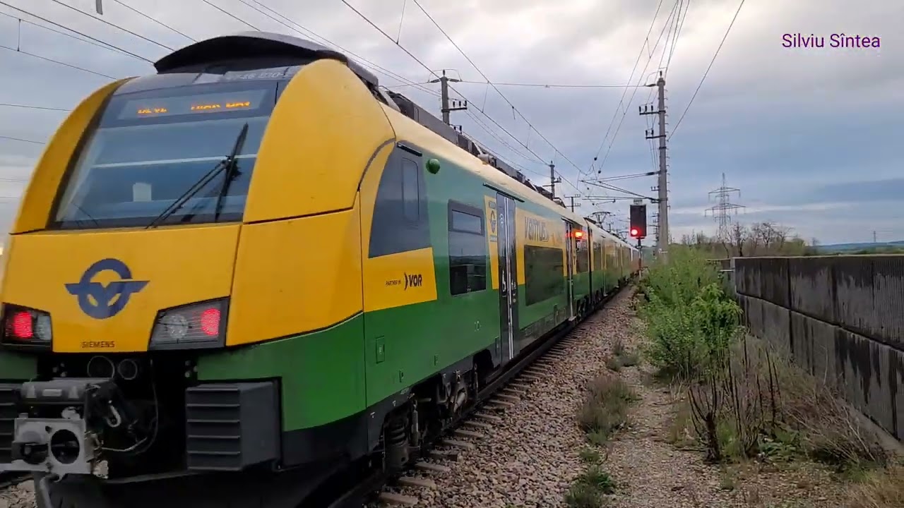 Parndorf Ort: REX 6 train (Bratislava Petržalka - Wien Hbf). EMUs 4746 630-4 + 4746 310-3
