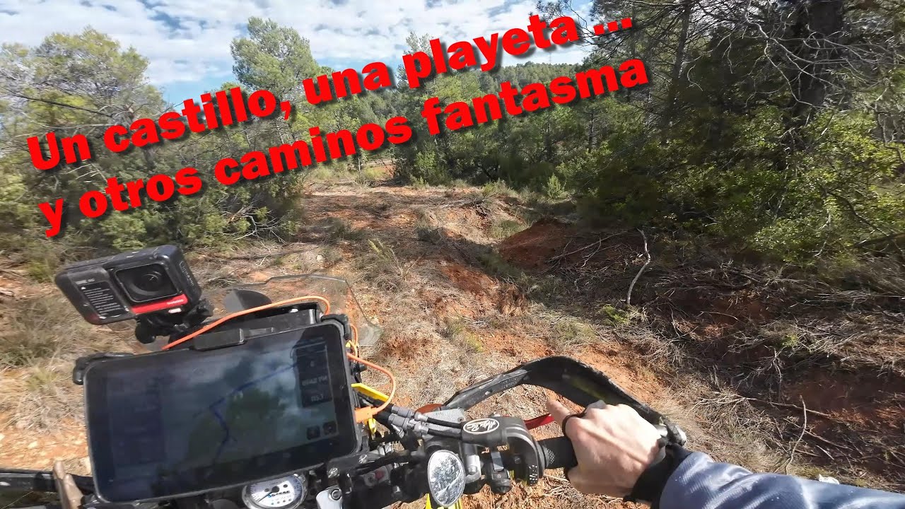Suzuki DRZ400 E | Castillo de Paracuellos - Playeta de Villora y unos caminos fantasma