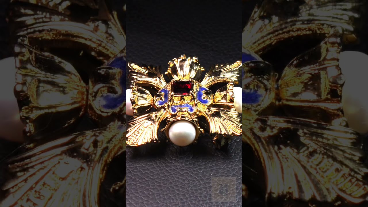 Medieval brooch replica of Duke of Burgundy by ArmourAndCastings