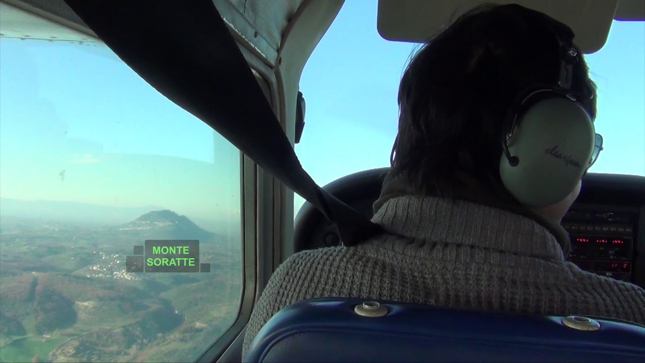 Cessna 172RG I-IOLE engine failure simulation.