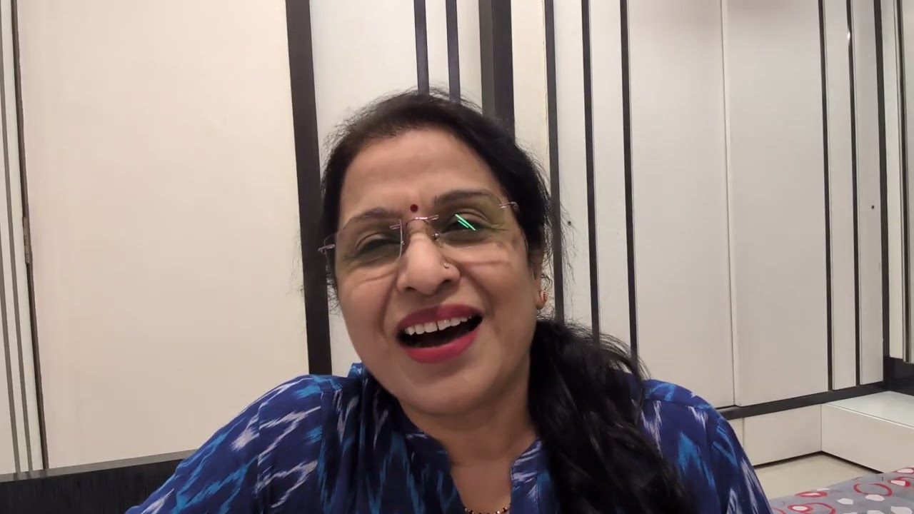 मोकळ्या केसात तुझ्या | priti kargaonkar 