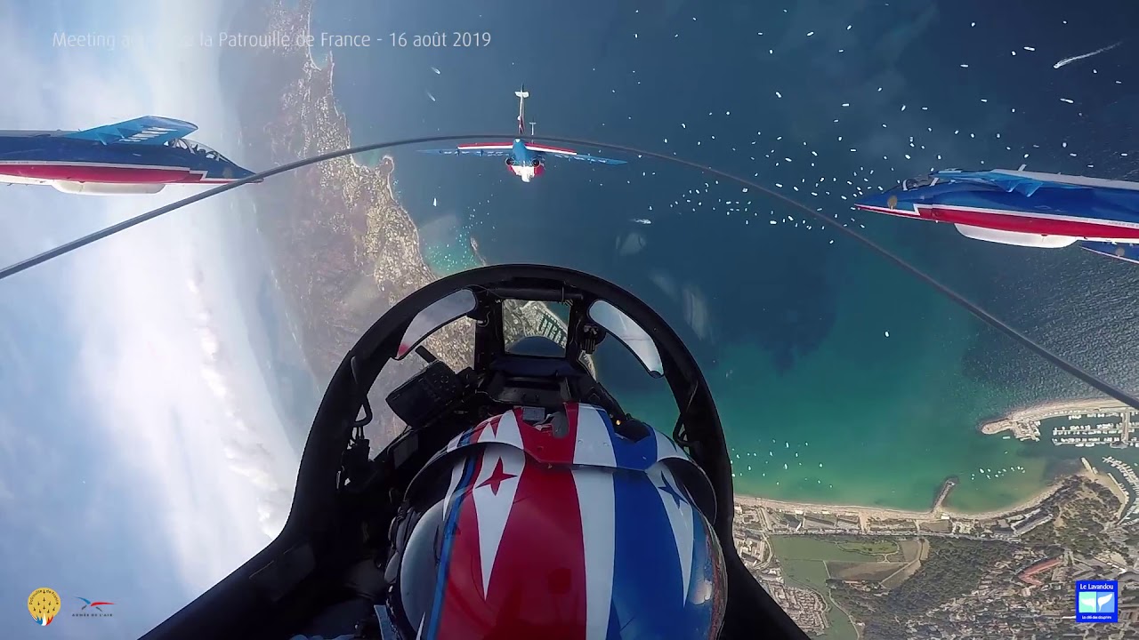 Meeting aérien de la Patrouille de France au Lavandou