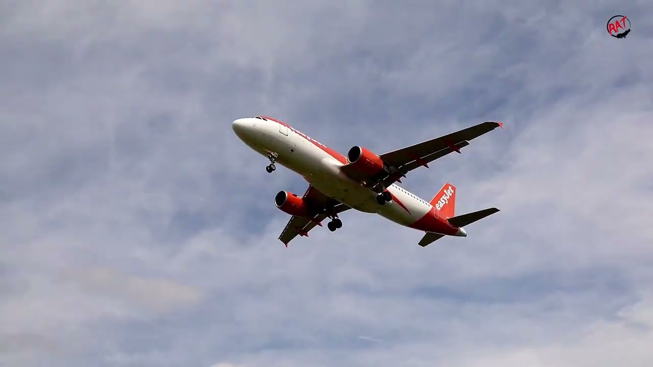 EasyJet Touch and Go on a Windy Day @ BHX