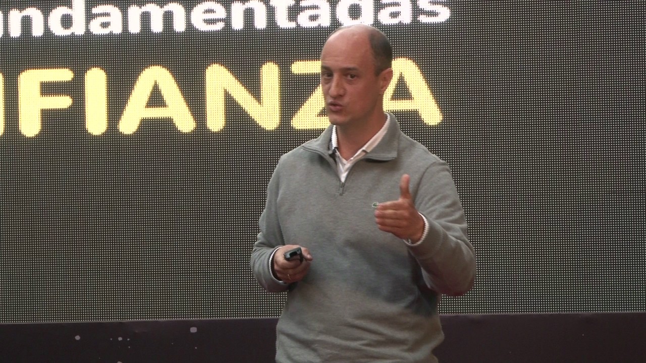 Ampliando la mirada | Mauricio Isaza Mesa | TEDxUniversidadSergioArboleda
