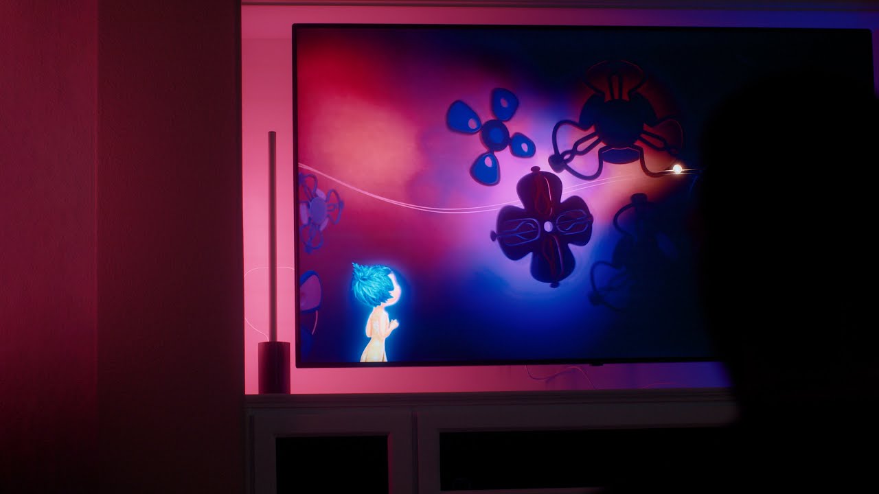 УДИВИТЕЛЬНАЯ система объемного звучания Philips Hue для домашнего кинотеатра!