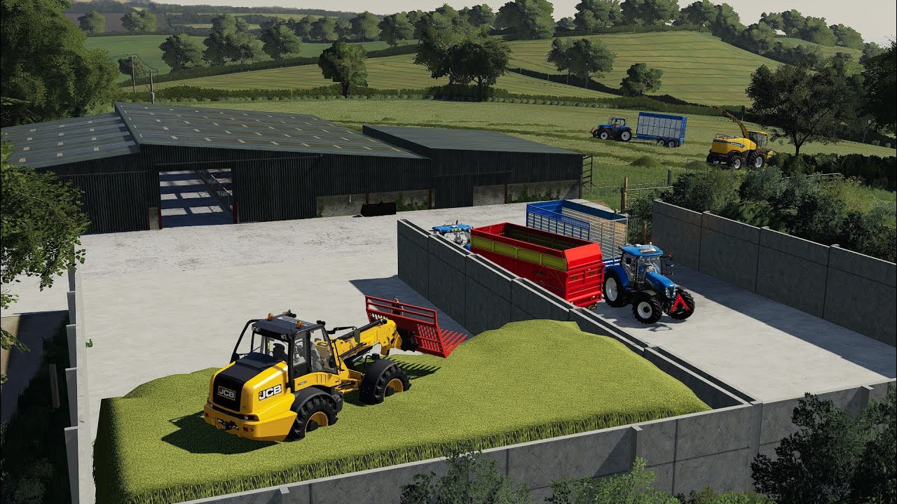 Fs19 6050 and T7 250 at Silage on the Northern Coast