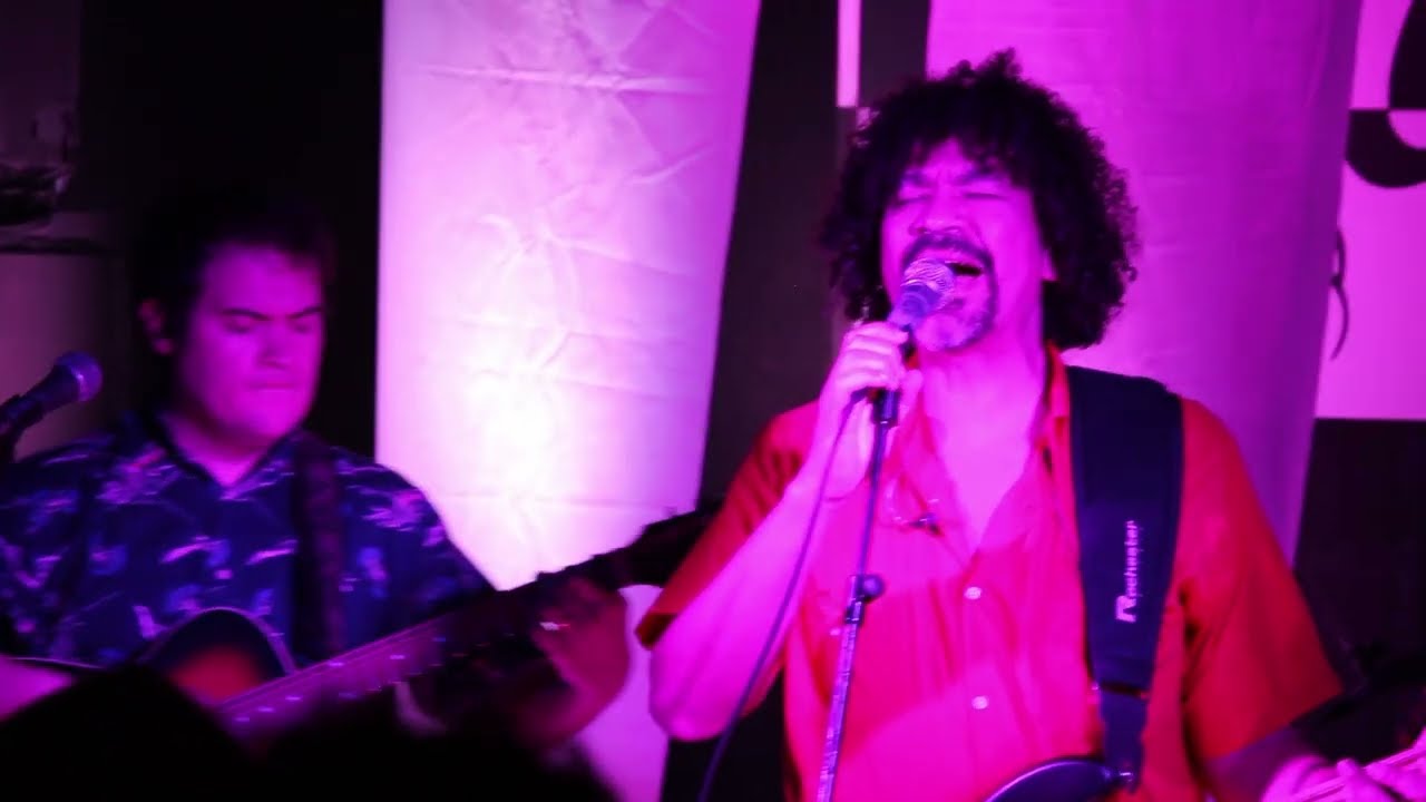 TWO STRANGERS Live at Sala barco Madrid