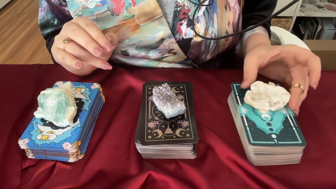 ASMR Tarot Readings | Pick a Card | Love and Career