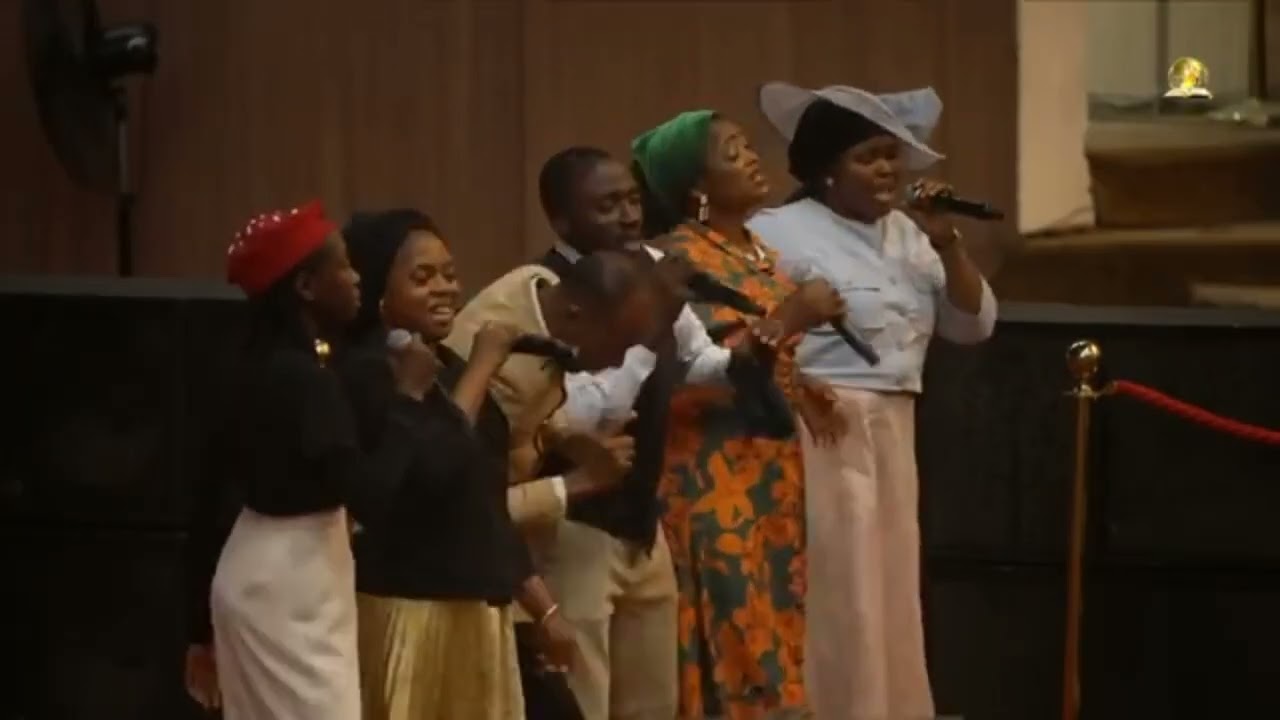 DELIGHTED PRAISE BY PEACE CHIOMA @DUNAMIS INT'l GOSPEL CENTER
