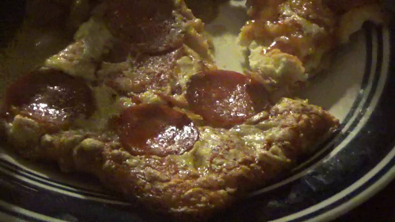 ASMR Eating: Totino's Classic Pepperoni Party Pizza
