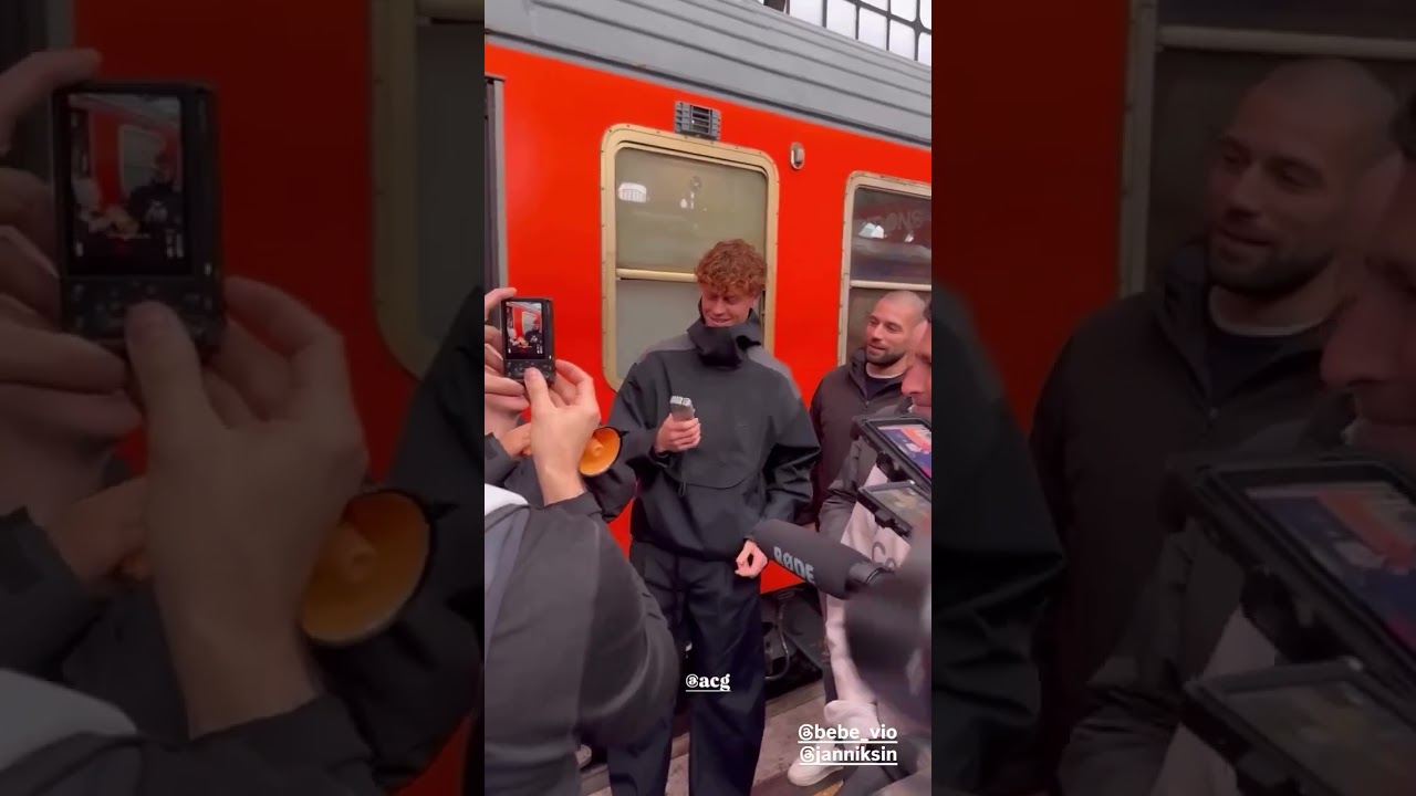 Jannik Sinner e Bebe Vio alla Stazione Centrale pee le Olimpiadi di Milano Cortina 2026 🦊💙