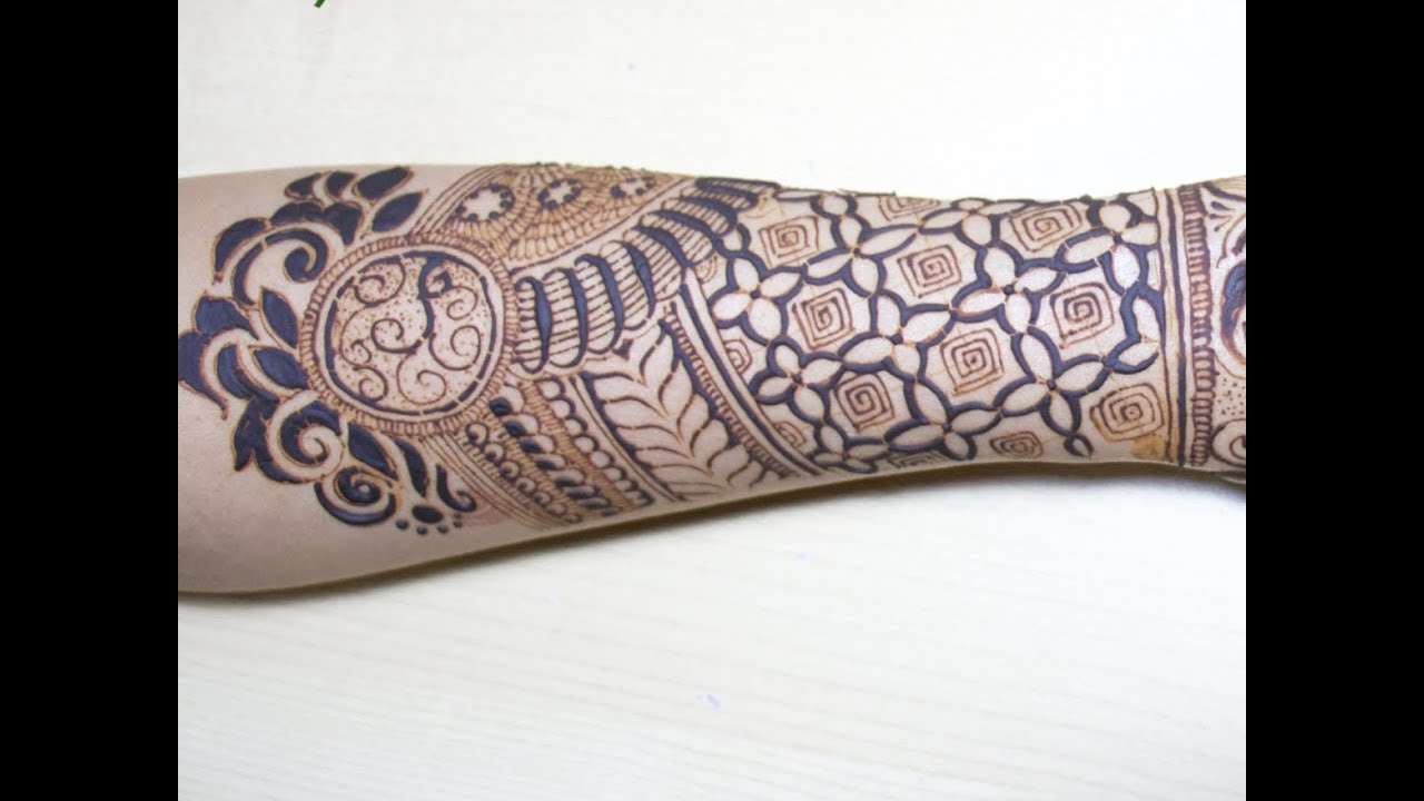 Stylish beautiful intricate bridal mehendi design for palms