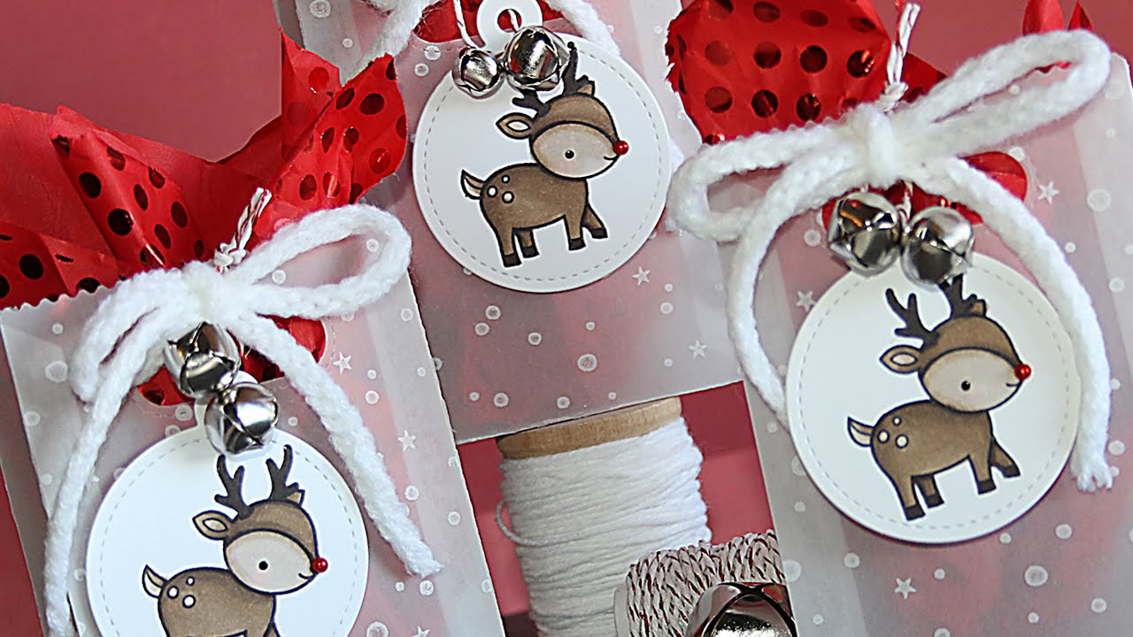 How to make a Christmas goodie bag