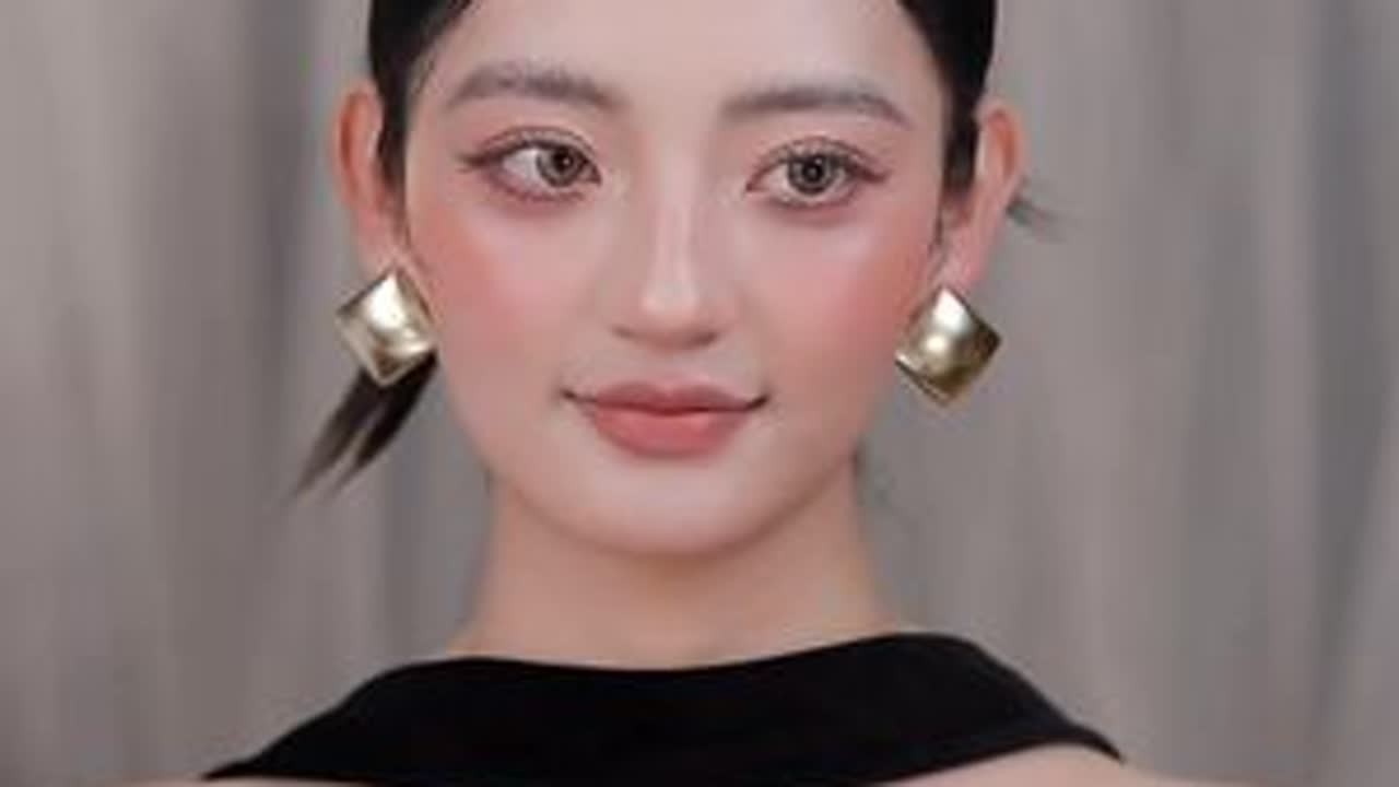化妆师最爱！这个高颅顶控型教程简直太干了！纯享版～ 超详细的控型技巧来了不会做高颅顶的姐妹看过来从分区到控型以及细节把控化妆师宝宝千万不要错过！是你们最爱的干货哦！#化妆师的工作日常 #...