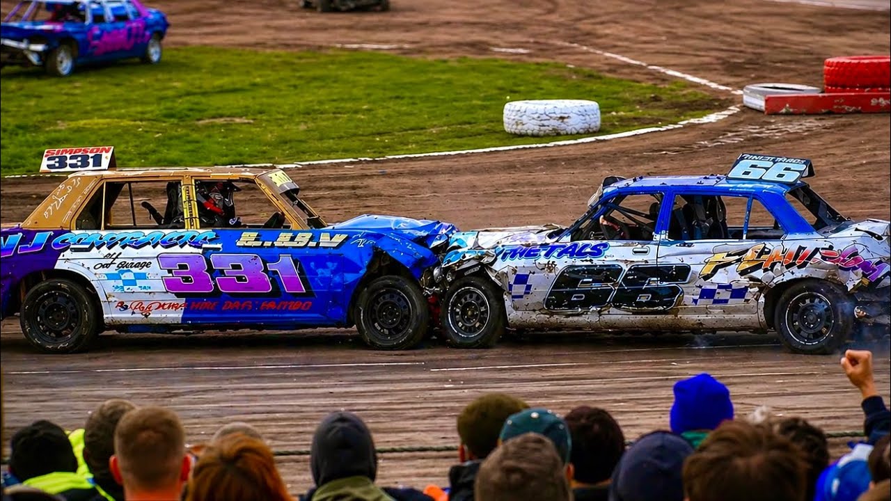 Unlimited Banger Racing: Firecracker XVII - Arena Essex LAST EVER MEETING 2018