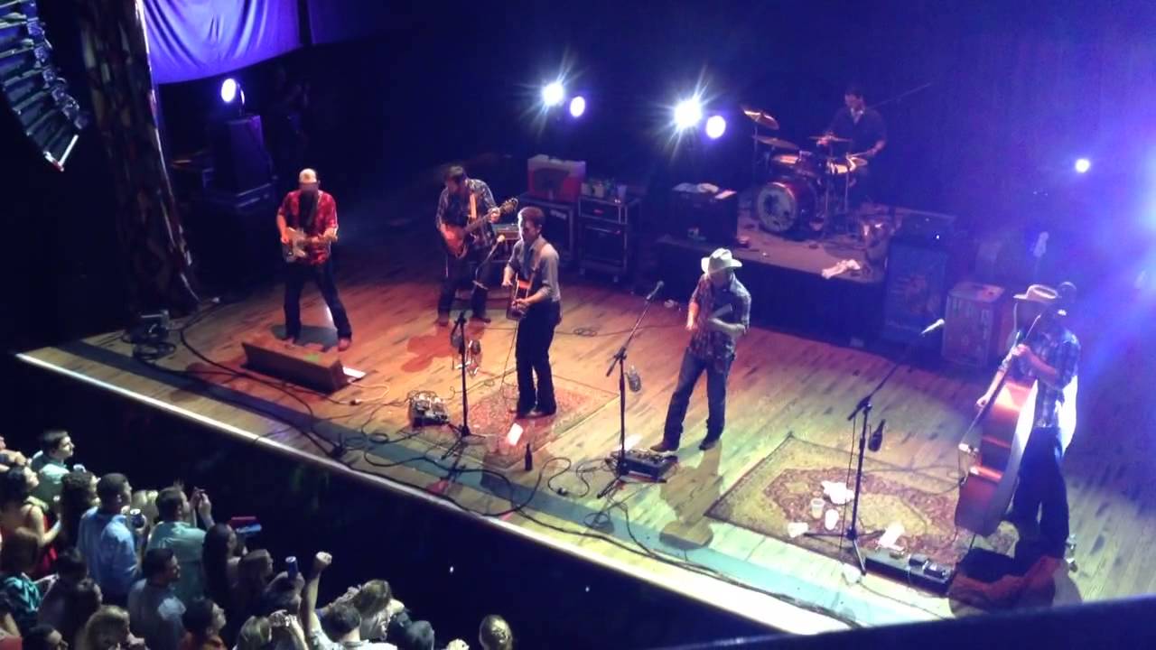 Turnpike Troubadours 