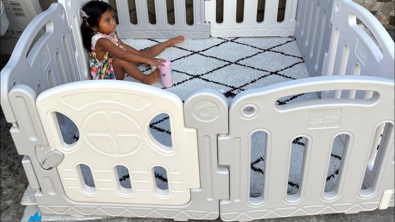 Anuri playfence