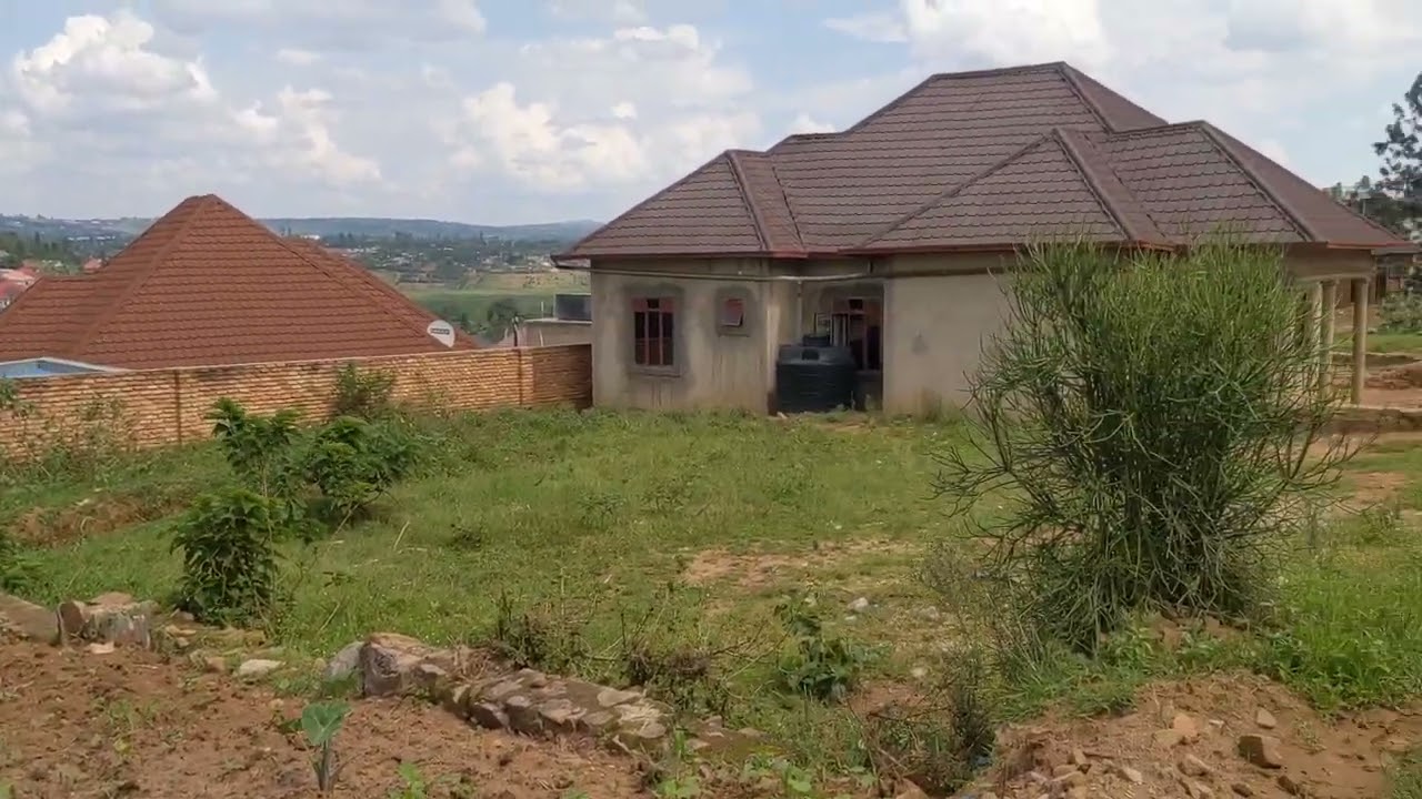 NICE PLOT FOR SALE  KIGALI KANOMBE BUSANZA +250783072475 310SQM