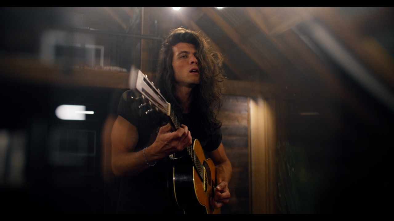 Billy Raffoul - Homebody (Official Music Video)