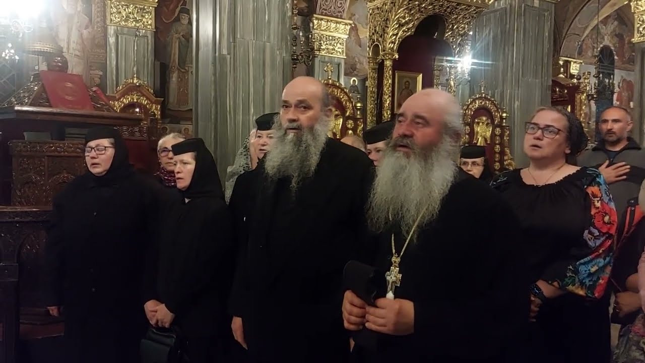 Vrednică ești cu adevărat, glas V - Pr. Serapion la Sfântul Dionisie din Zakynthos, Grecia