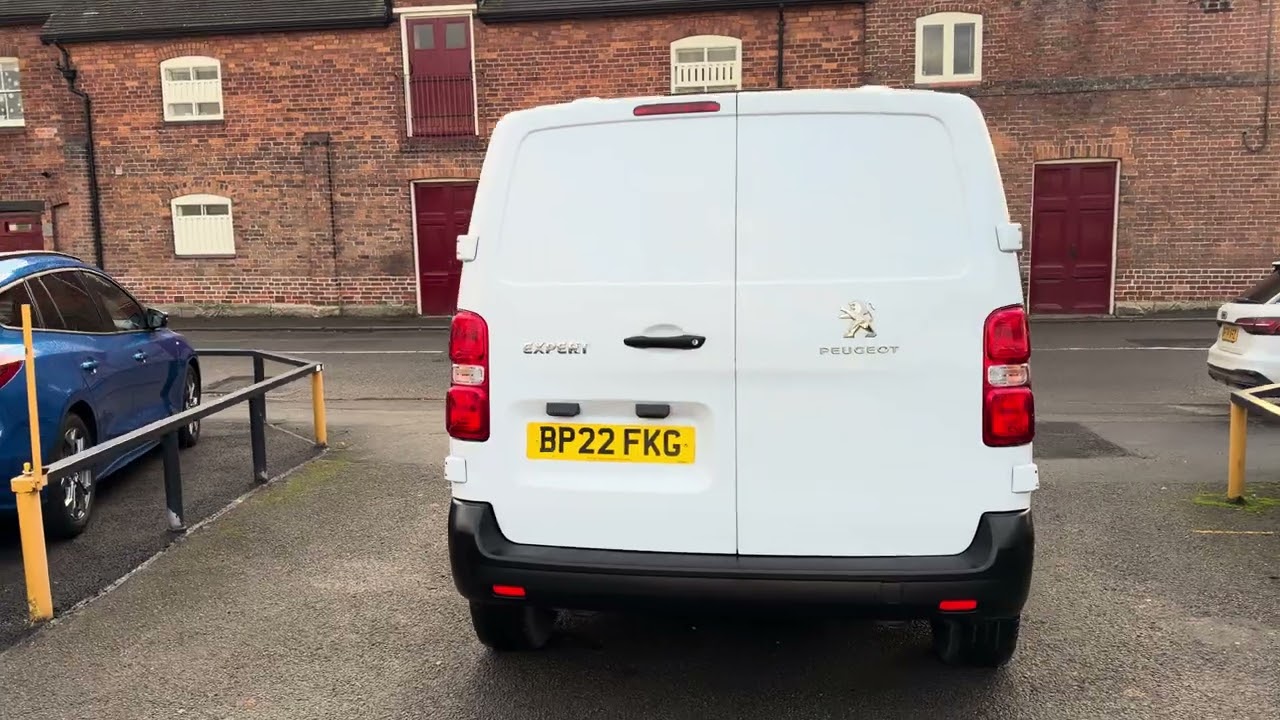 2022 Peugeot expert 2.0 hdi professional premium.
