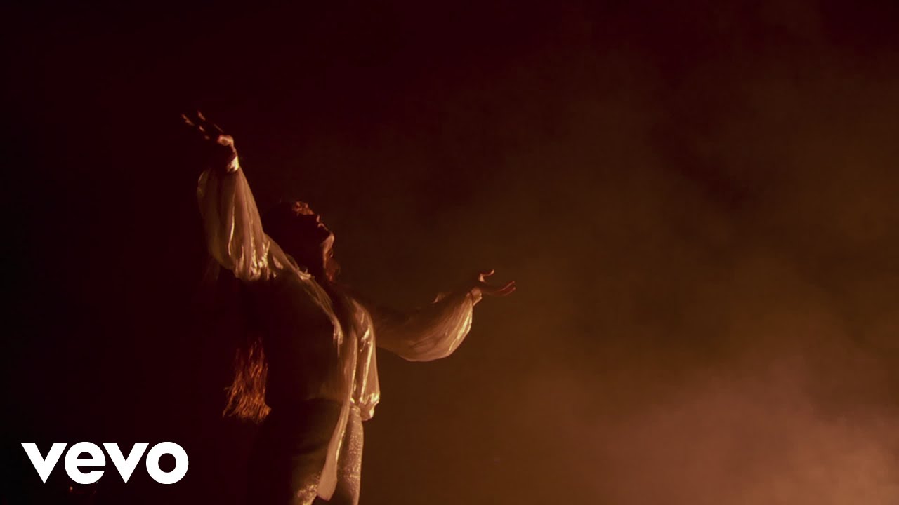 Florence + The Machine - Queen Of Peace - Live at Glastonbury 2015