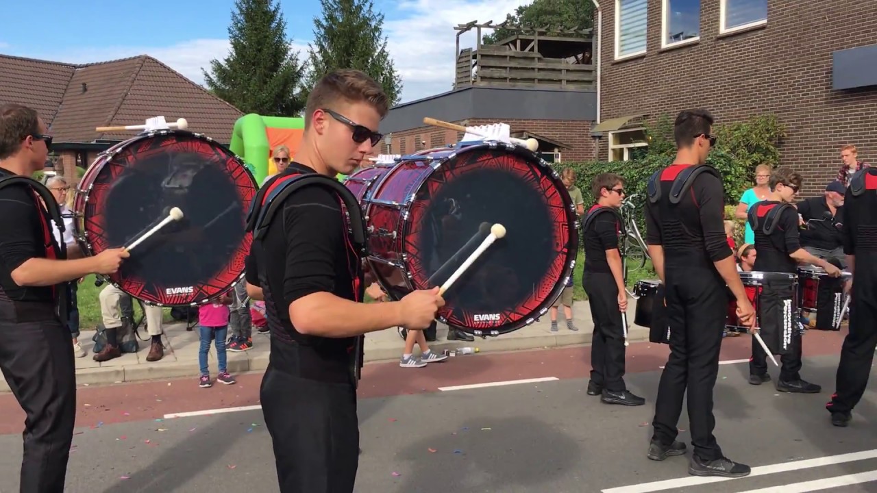 Bloemencorso Lichtenvoorde 2018, Drumspirit Percussion, Dadizele, Belgie