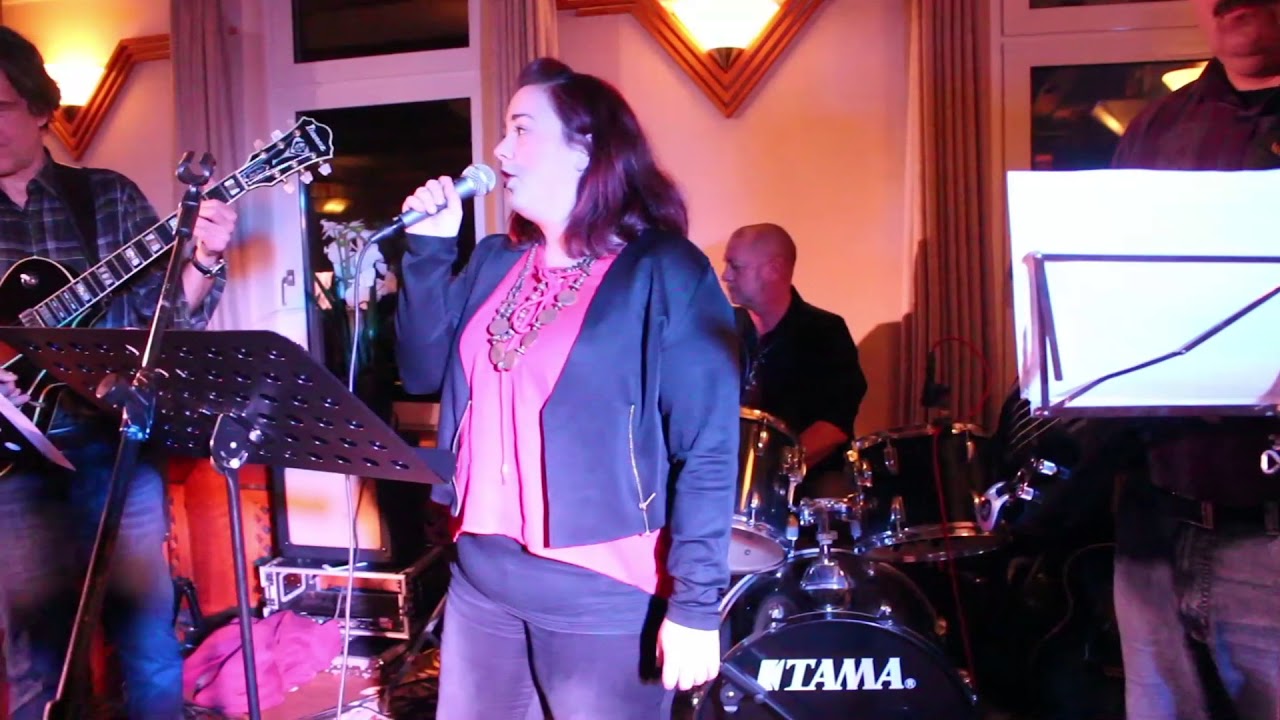 A night like this Cover