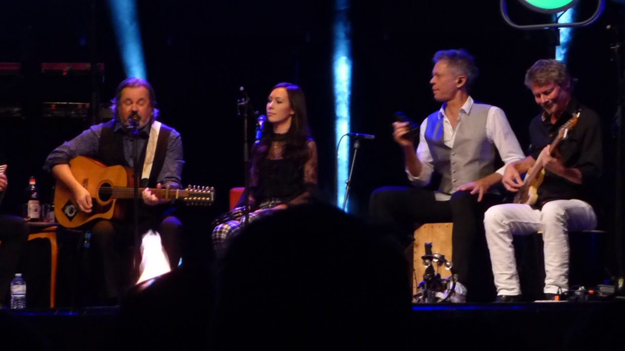 Bruce Guthro - Celtic X-Mas 2019 - Düsseldorf Mitsubishi Electric Halle - 23/11/2019 - Medley
