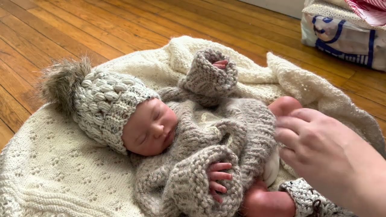New Baby & Tons of Clothes— Laura by Bonnie Brown Reborned by Emily’s Dream Dolls💕