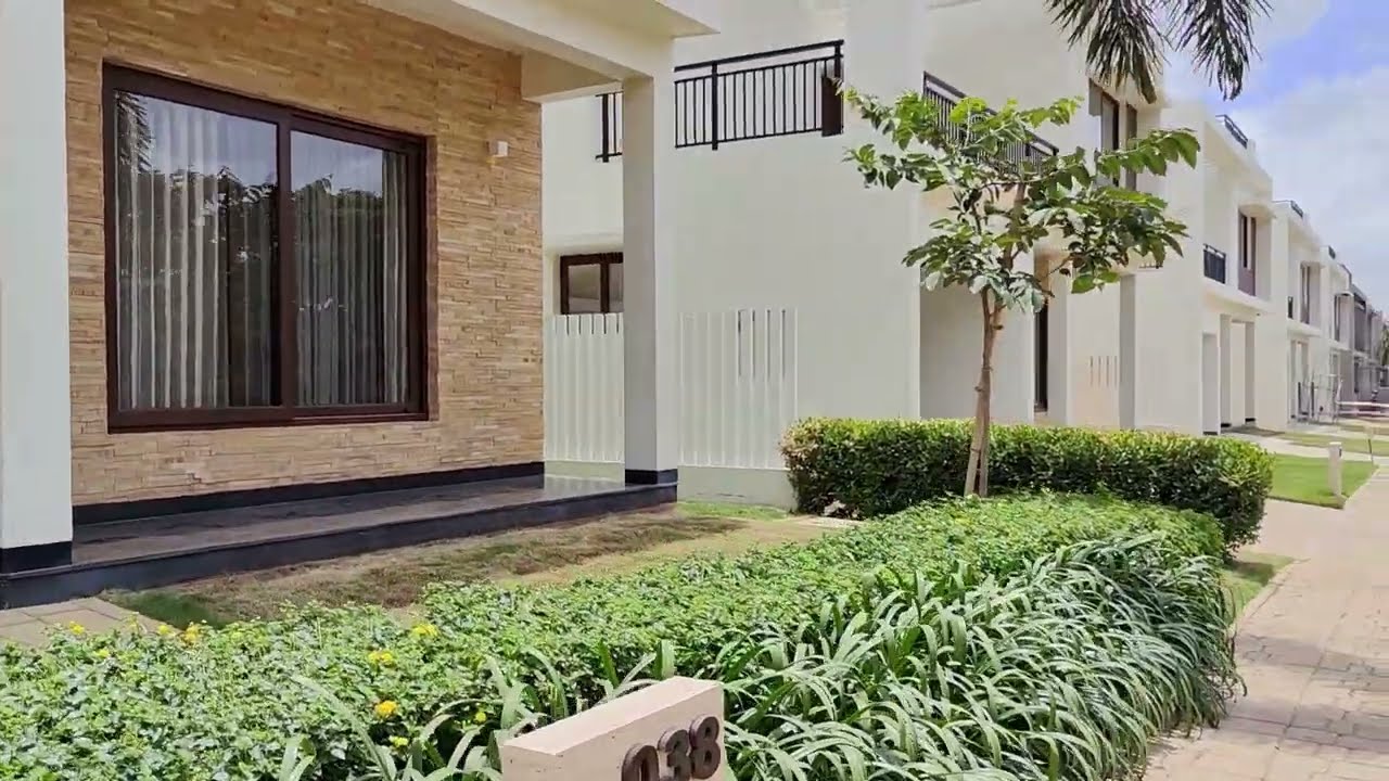 4bhk Villa Adarsh Palm Acres at 3.2Cr