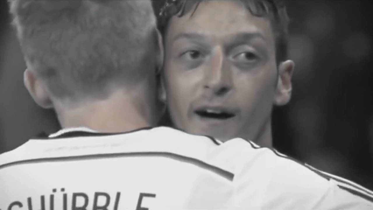 WM 2018 WIR SIND HELDEN ! DEUTSCHLAND WELTMEISTER 2018 SONG DEUTSCHLAND LIED