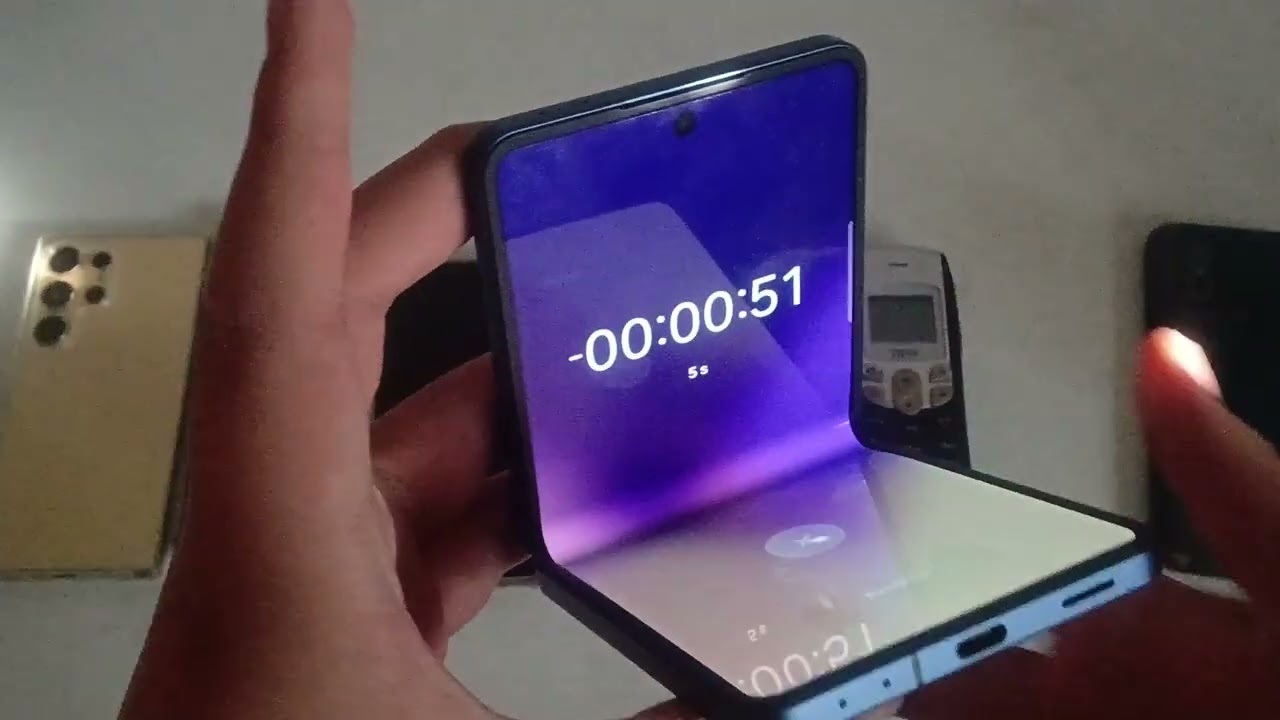 Adivina que teléfono suena entre ocho teléfonos
