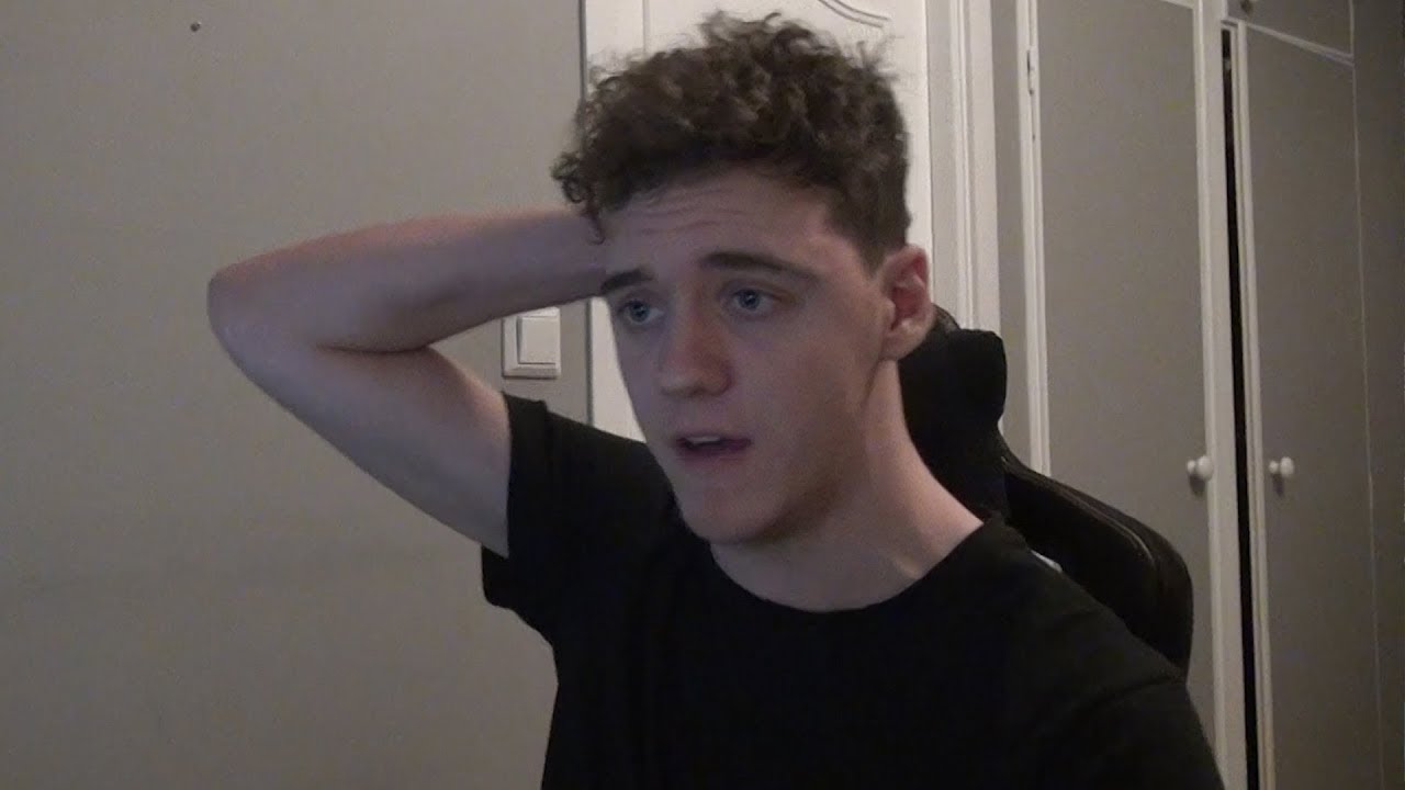 **RAGE** SL&Aring;R S&Ouml;NDER MITT BORD & STOL &Ouml;VER 400KR!!! - FIFA 18 SVENSKA