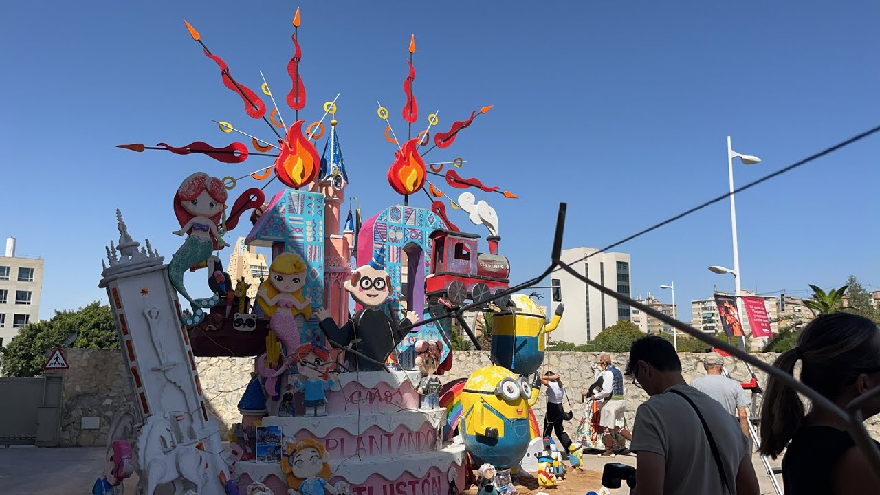 Cremà foguera escolar 2024 - Colegio Calasancio Alicante